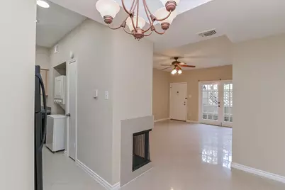 8055 Cambridge Street #7, Houston, TX 77054 - Photo 13