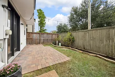 1624 Wrenwood Lakes, Houston, TX 77043 - Photo 25