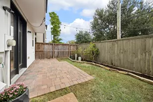 1624 Wrenwood Lakes, Houston, TX 77043 - Photo 25