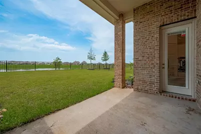 2907 Golden Isle Drive, Texas City, TX 77568 - Photo 3