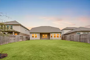 17929 Canopy Trce Ct, Conroe, TX 77316 - Photo 3