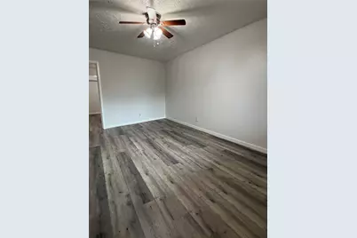 4811 Oakland Street #10, Houston, TX 77023 - Photo 7