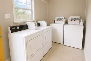 4811 Oakland St, Houston, TX 77023 - Photo 15