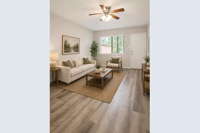4811 Oakland Street #10, Houston, TX 77023 - Photo 3