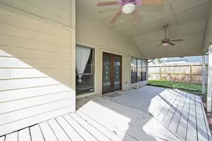 9826 Chiselhurst Dr, Houston, TX 77065 - Photo 27