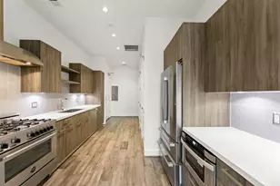 1211 Caroline St, Houston, TX 77002 - Photo 5