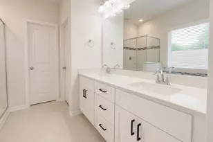 602 Alaska Cedar Dr, Crosby, TX 77532 - Photo 9