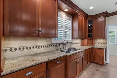 66 Coldbrook Court, The Woodlands, TX 77381 - Photo 15
