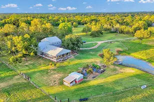 817 County Rd 432, Brazoria, TX 77422 - Photo 5