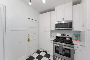 1416 Ave N 1/2, Galveston, TX 77550 - Photo 9