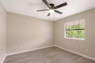 600 Palm St, Huntsville, TX 77340 - Photo 17
