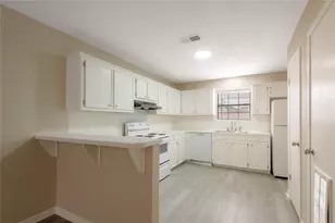 600 Palm St, Huntsville, TX 77340 - Photo 9