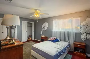 13307 Robinglen Dr, Houston, TX 77083 - Photo 11