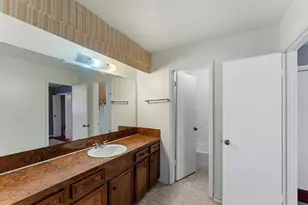 13307 Robinglen Dr, Houston, TX 77083 - Photo 7