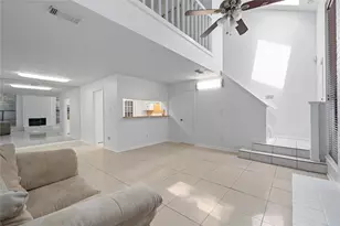 13742 Hollowgreen Dr, Houston, TX 77082 - Photo 17