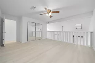 13742 Hollowgreen Dr, Houston, TX 77082 - Photo 11