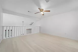13742 Hollowgreen Dr, Houston, TX 77082 - Photo 13
