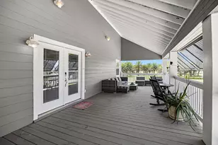 2372 Sand Bar Ln, Crystal Beach, TX 77650 - Photo 5