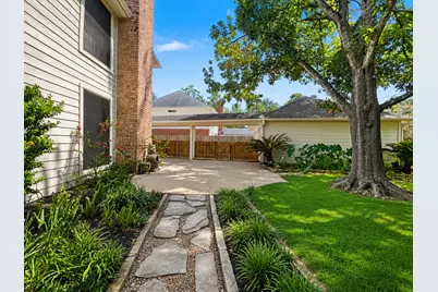 19107 Cypress Estates Court, Spring, TX 77388 - Photo 33