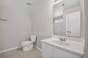 318 Remington Heights Dr, Houston, TX 77073 - Photo 15