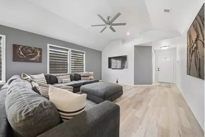 1917 Chapman Street, Houston, TX 77009 - Photo 5