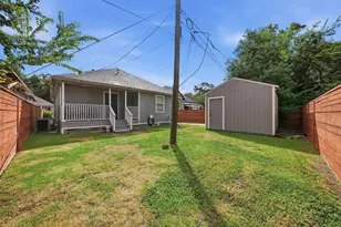 1917 Chapman St, Houston, TX 77009 - Photo 3