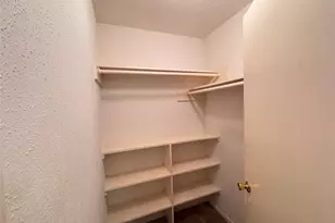 10555 Turtlewood Ct, Houston, TX 77072 - Photo 5