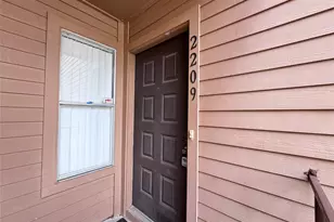 10555 Turtlewood Ct, Houston, TX 77072 - Photo 1