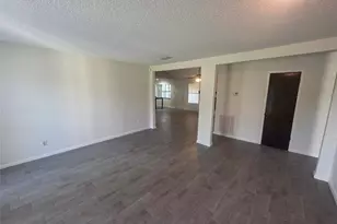 11119 Sageburrow Dr, Houston, TX 77089 - Photo 3