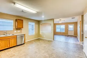 8223 Wainwright Way, Rosharon, TX 77583 - Photo 7