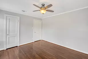 1004 Lawrence St, Houston, TX 77008 - Photo 21