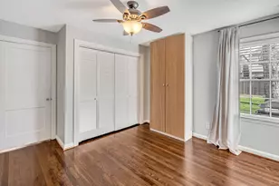 1004 Lawrence St, Houston, TX 77008 - Photo 17