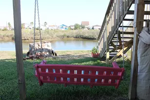 7115 W Hunter Dr, Hitchcock, TX 77563 - Photo 5