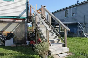 7115 W Hunter Dr, Hitchcock, TX 77563 - Photo 9