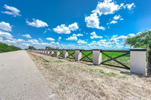 13927 Routt Point Rd, Needville, TX 77461 - Photo 9