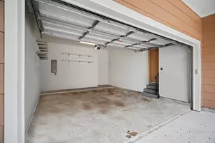 1744 W 25th St, Houston, TX 77008 - Photo 15