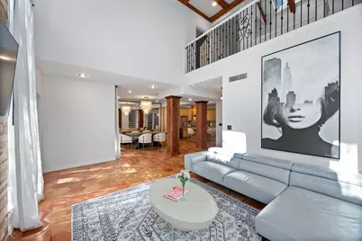 252 Sugarberry Circle, Houston, TX 77024 - Photo 11