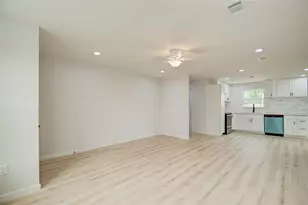 7402 Elbridge Ln, Deer Park, TX 77536 - Photo 13