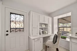 819 S 4th St, La Porte, TX 77571 - Photo 15