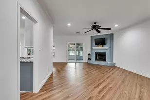 10459 Twin Circles Dr, Montgomery, TX 77356 - Photo 5