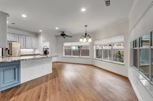 10459 Twin Circles Dr, Montgomery, TX 77356 - Photo 11