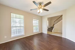 2923 Cottonfield Way, Sugar Land, TX 77479 - Photo 5