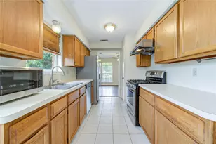 2923 Cottonfield Way, Sugar Land, TX 77479 - Photo 9