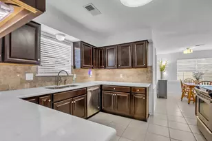 8910 Pine Shores Dr, Humble, TX 77346 - Photo 13