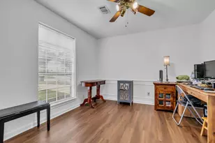 8910 Pine Shores Dr, Humble, TX 77346 - Photo 19