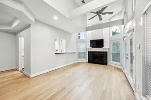 220 E 8th St, Houston, TX 77007 - Photo 7