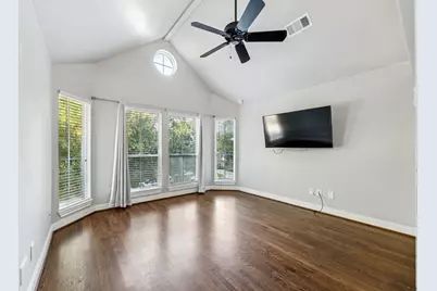 220 E 8th Street, Houston, TX 77007 - Photo 17