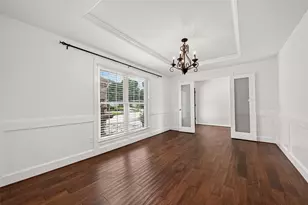 822 Merrick Dr, Sugar Land, TX 77478 - Photo 5