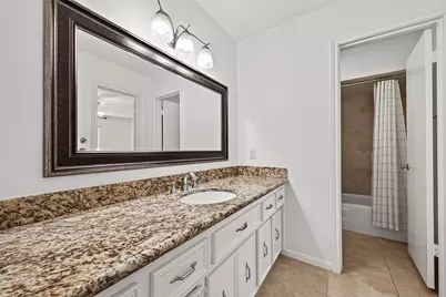 822 Merrick Drive, Sugar Land, TX 77478 - Photo 19