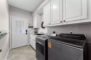 33014 Grove Park Dr, Waller, TX 77484 - Photo 31